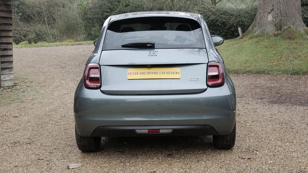 Fiat 500 87kW Giorgio Armani 42kWh 3dr Auto