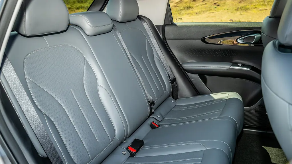 Geely EX2 60kW Pro 35kWh 5dr Auto