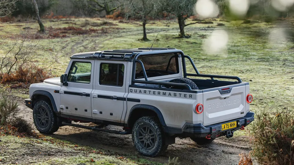 INEOS Quartermaster Diesel 3.0 TD Double CAB Chassis Auto