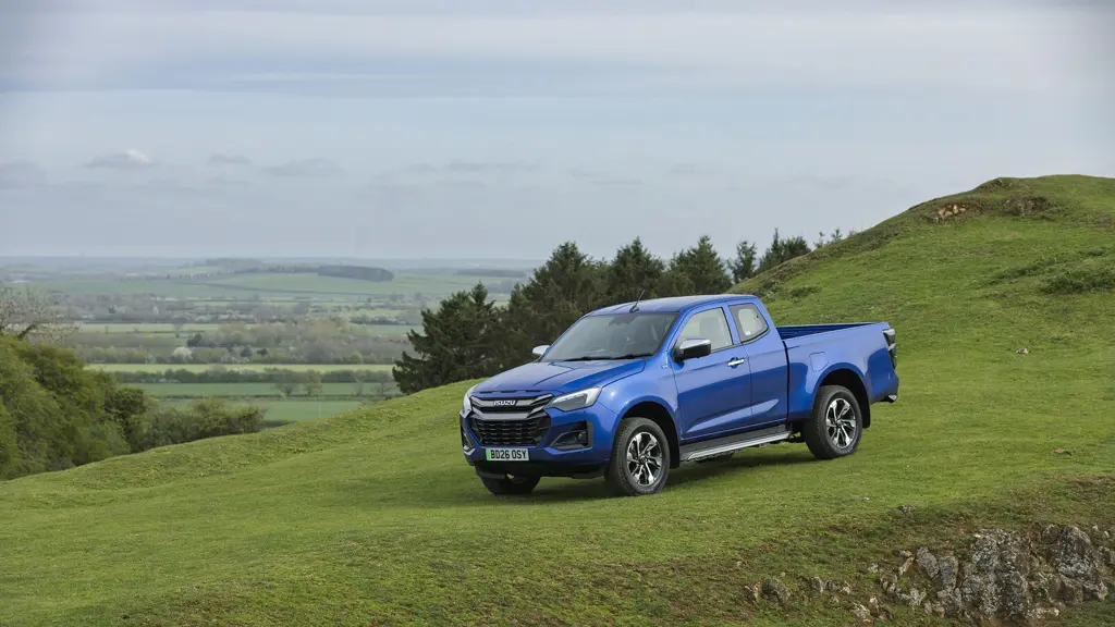 Isuzu D-MAX Electric 140KW 67KWH EDL40 Double CAB Pickup 4X4 Auto