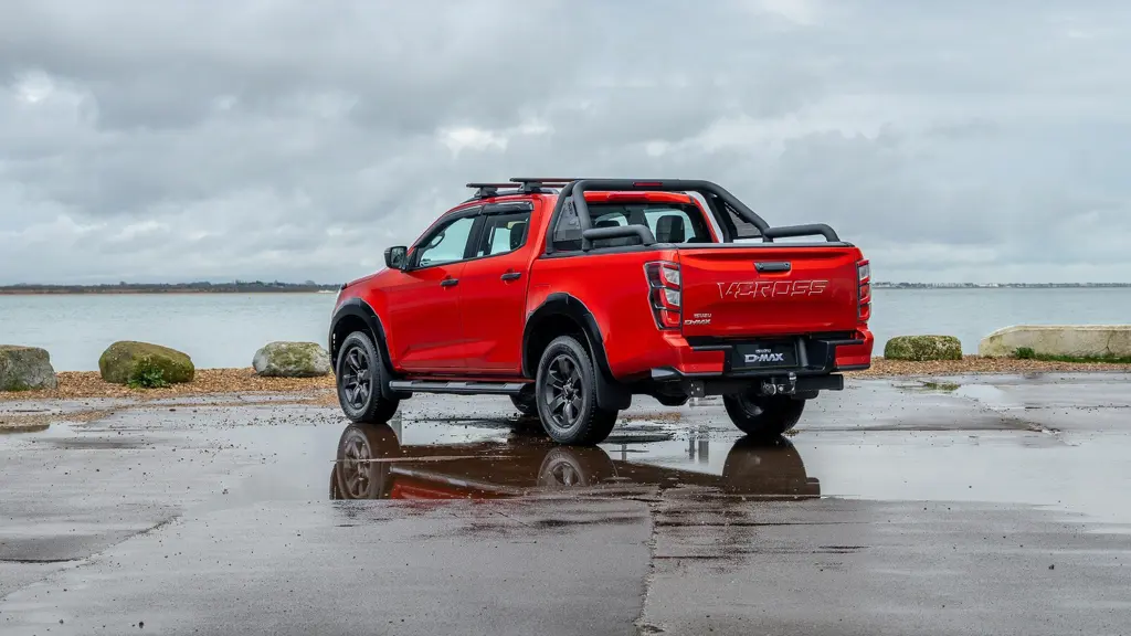 Isuzu D-MAX Diesel 1.9 V-Cross Double CAB 4X4 Auto