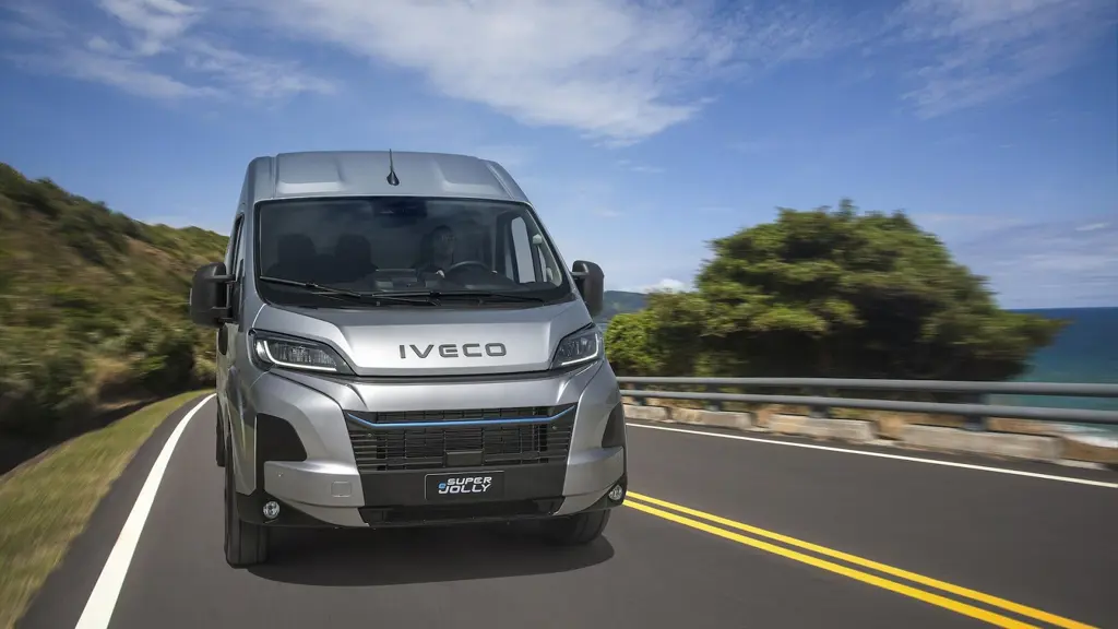 Iveco Superjolly E 35F20 Electric 205KW 110Kwh Extra High Roof Van 4035 WB Auto