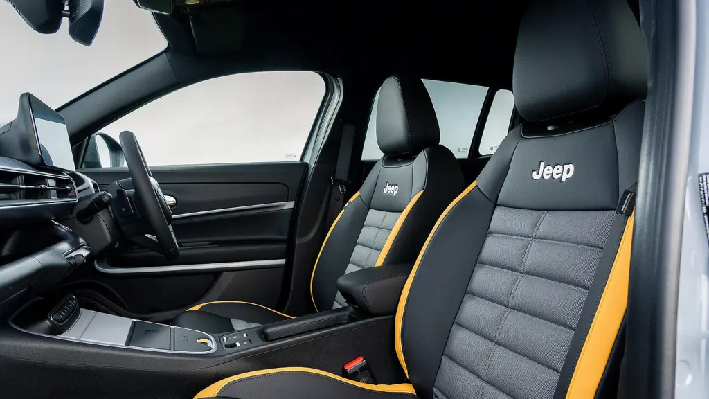 Jeep Avenger 115kW e-Longitude 54kWh 5dr Auto