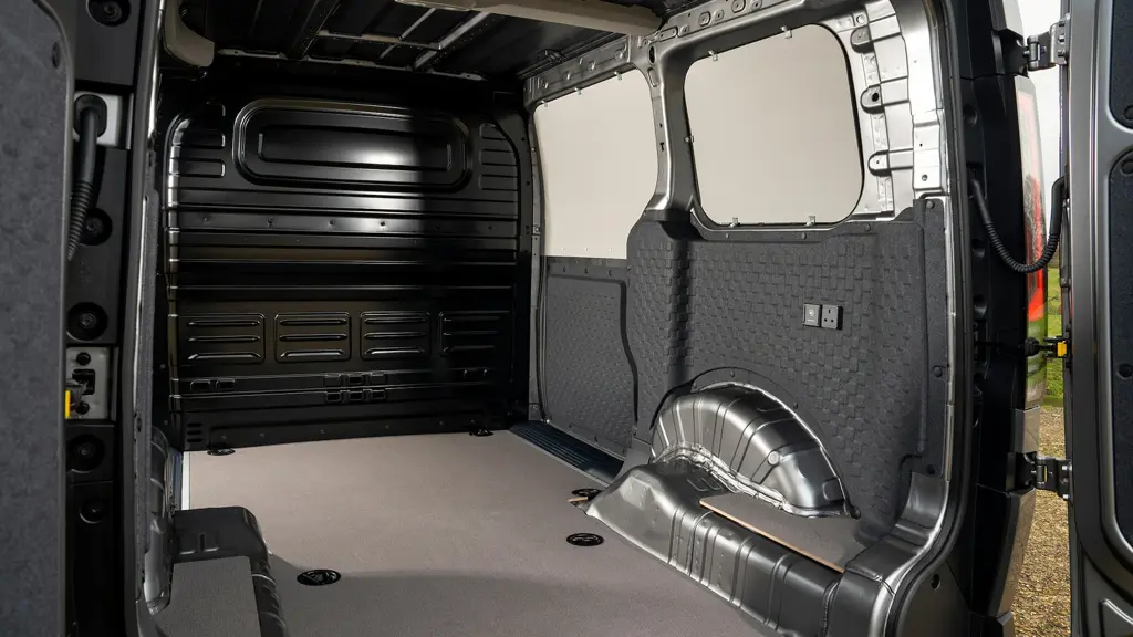 Kia PV5 Cargo L2 Electric 120KW Plus Long Range 71KWH H1 Van Auto