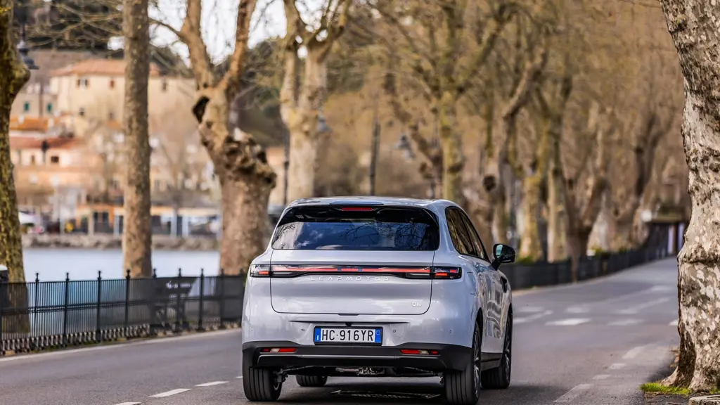 LEAPMOTOR B10 160kW Hybrid EV 19kWh 5dr Auto NI