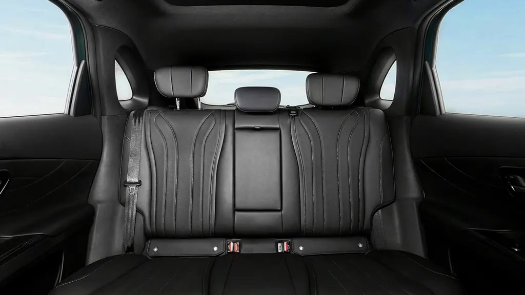  L8 1.5T PHEV Elevate 5dr 1DHT