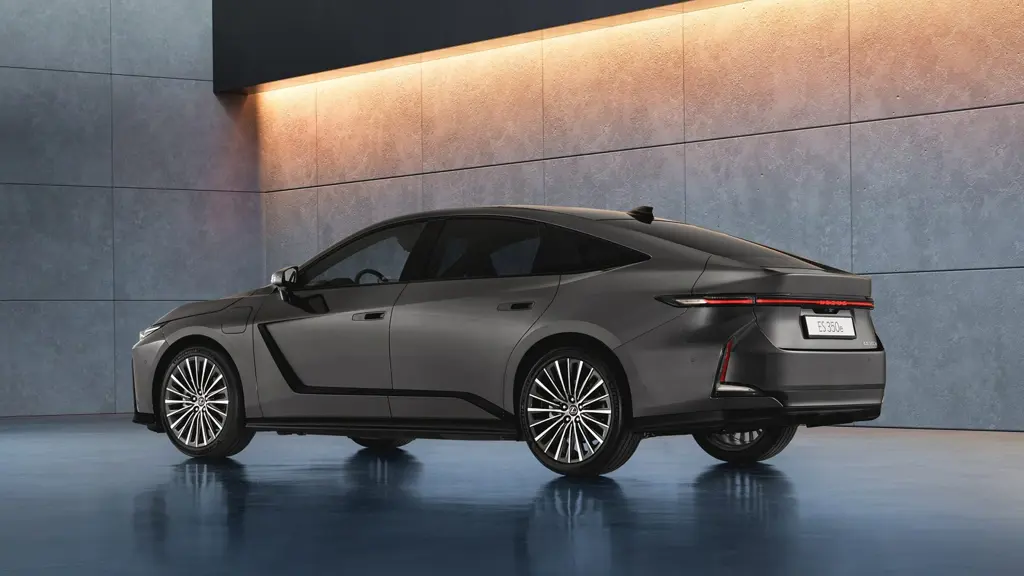 Lexus Es 300h 2.5 Premium 4dr CVT