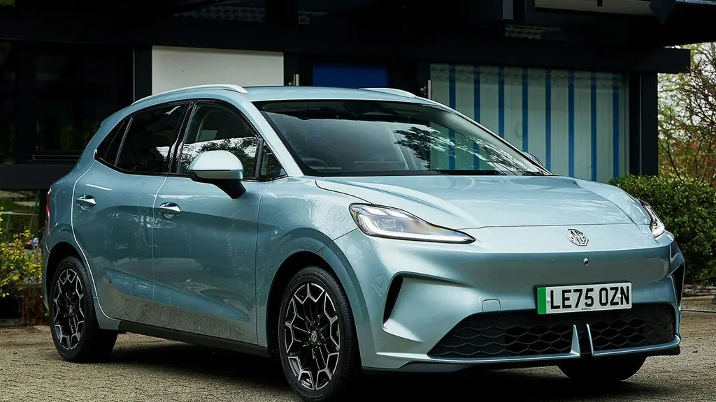 MG Motor UK MG4 Urban 110kW Comfort Standard Range 43kWh 5dr Auto