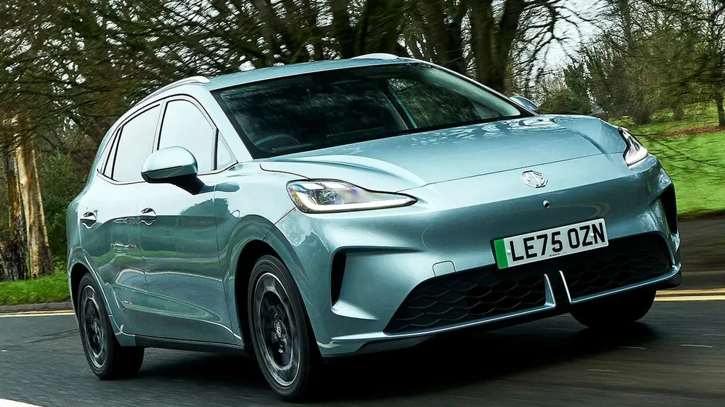 MG Motor UK MG4 Urban 110kW Comfort Standard Range 43kWh 5dr Auto