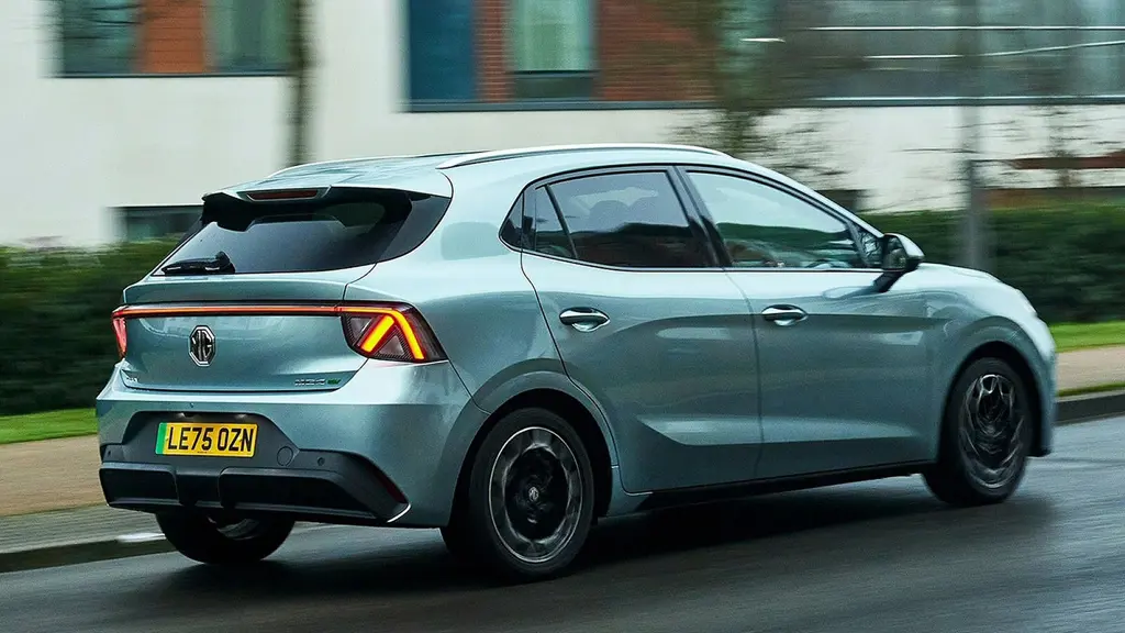 MG Motor UK MG4 Urban 110kW Comfort Standard Range 43kWh 5dr Auto