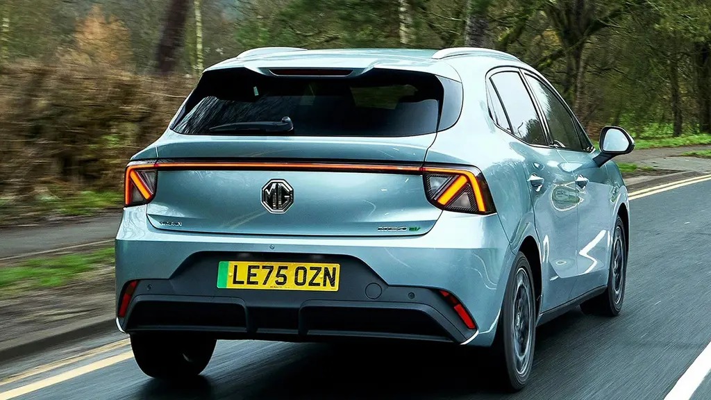MG Motor UK MG4 Urban 110kW Comfort Standard Range 43kWh 5dr Auto