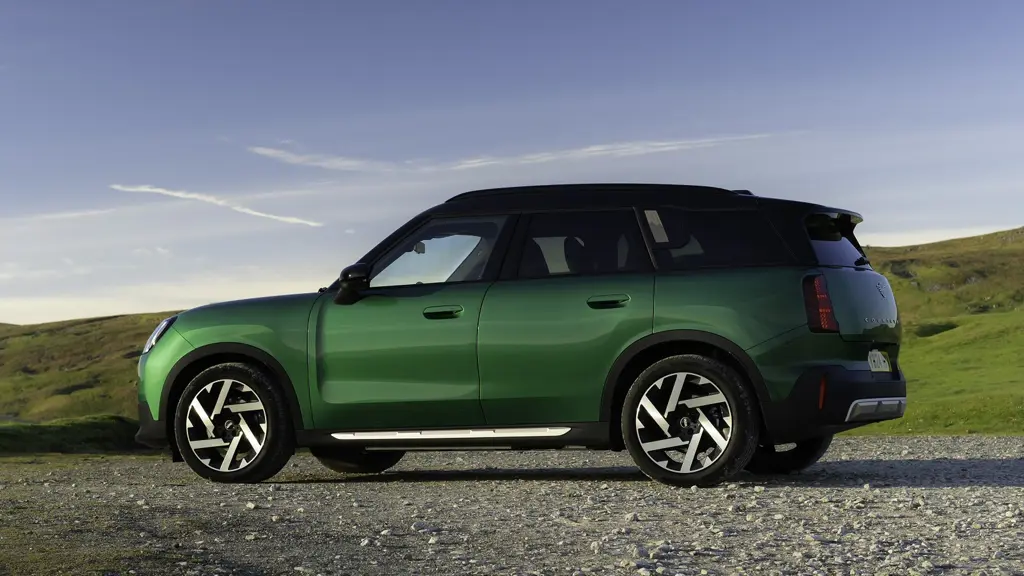 MINI Countryman 150kW E Classic 66kWh 5dr Auto