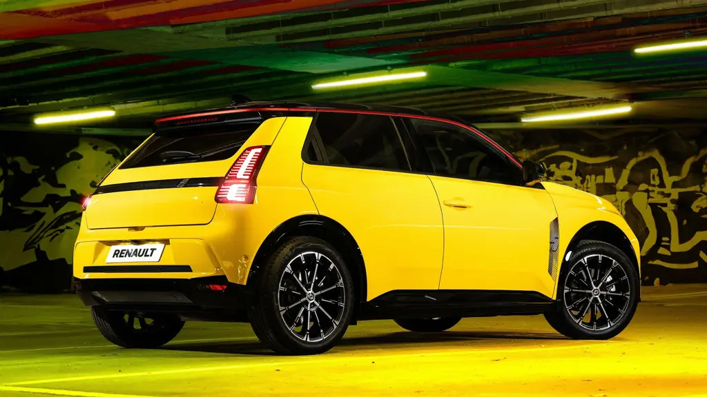 Renault 5 110kW Iconic Five + Comfort Range 52kWh 5dr Auto