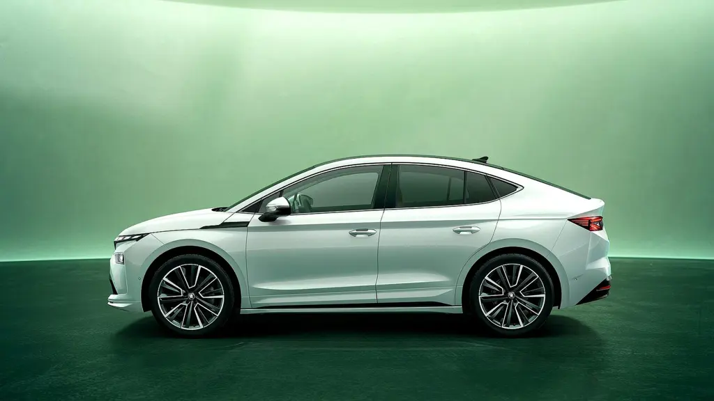 Skoda Enyaq 250kW vRS 82kWh 4x4 5dr Auto