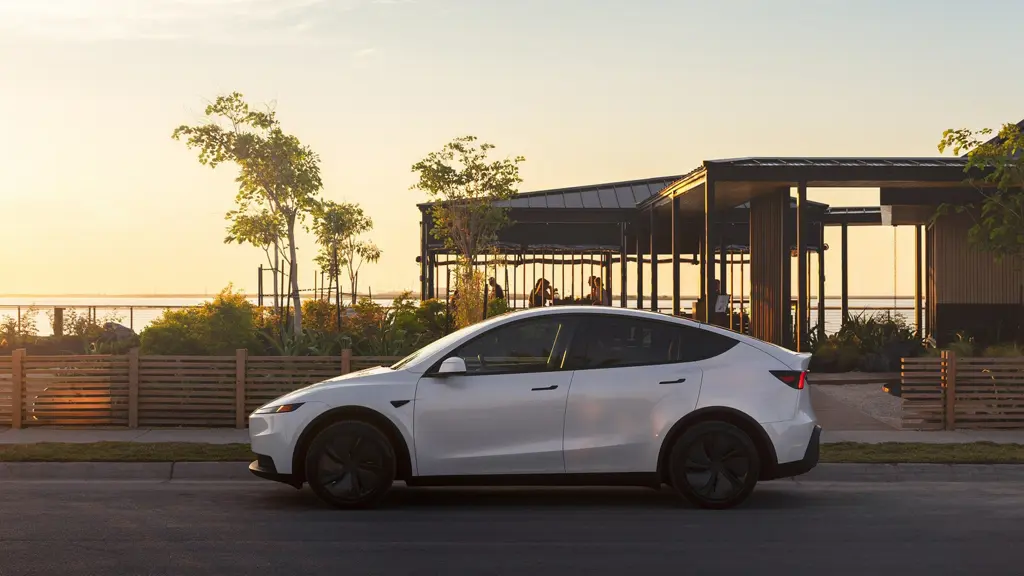 Tesla Model Y RWD 5dr Auto Textile + Vegan Leather