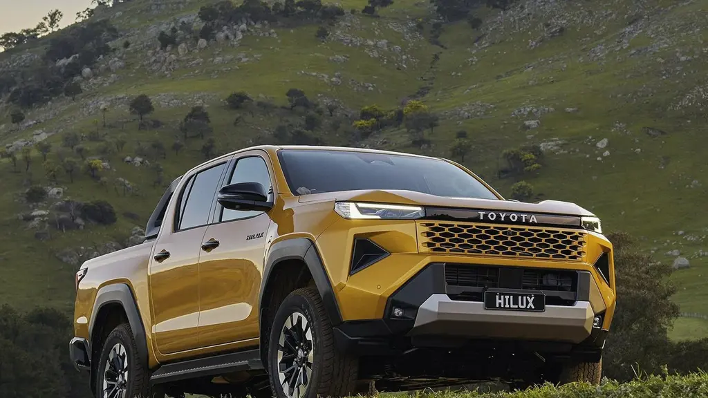 Toyota Hilux Diesel Invincible D/Cab Pick UP 2.4 D-4D Auto