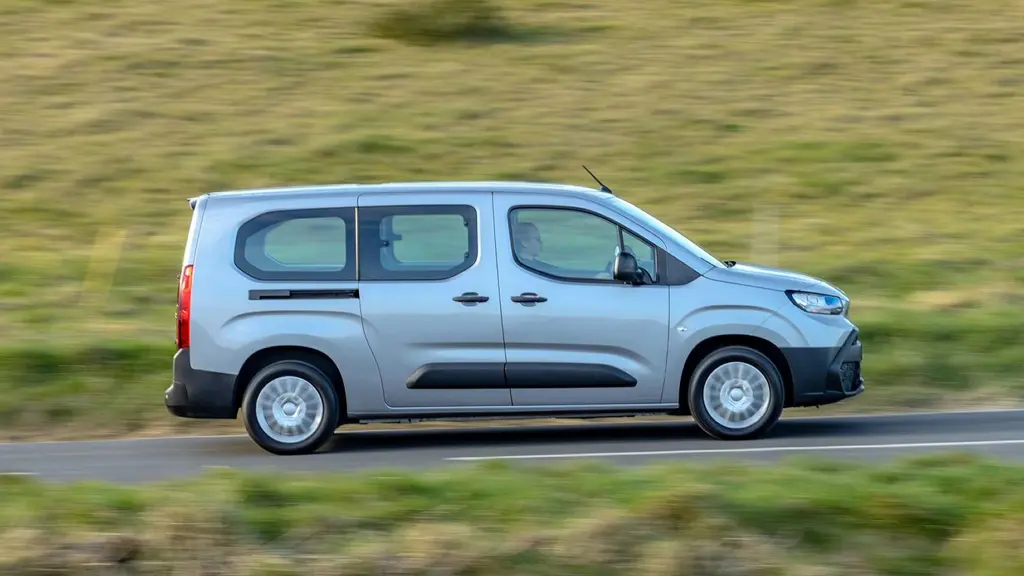 Toyota Proace City Verso 100kW Icon L2 50kWh 5dr Auto