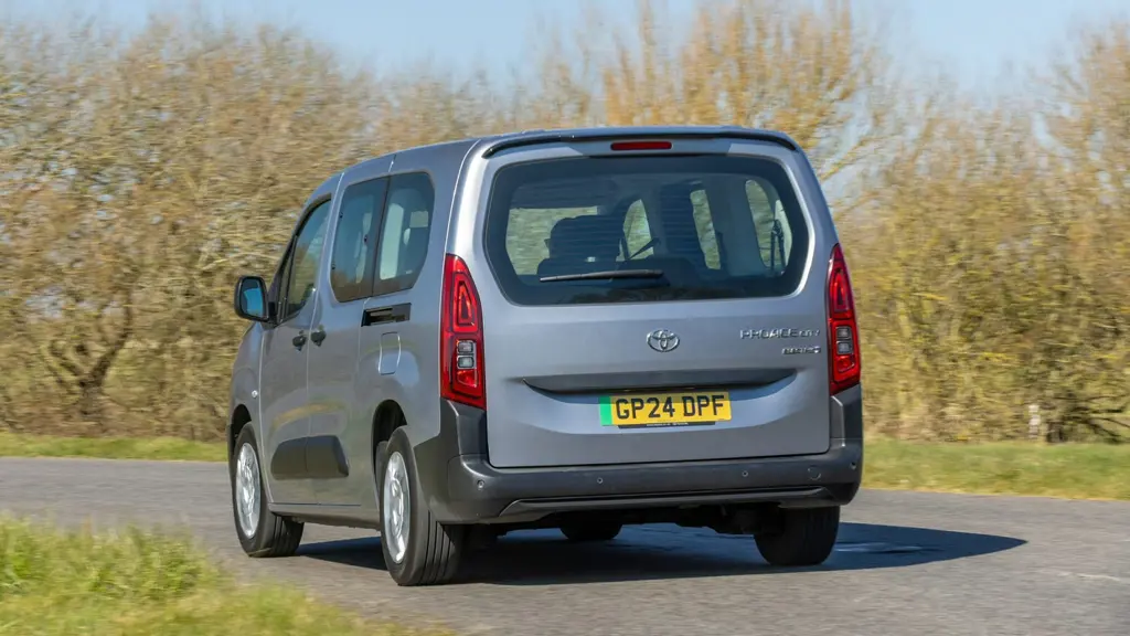 Toyota Proace City Verso 100kW Icon L2 50kWh 5dr Auto