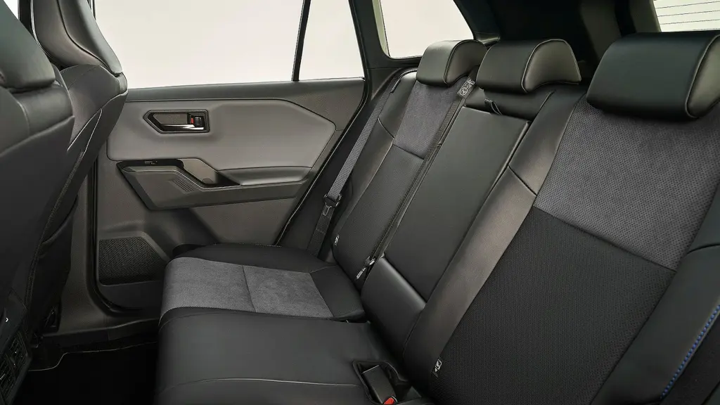 Toyota RAV4 2.5 VVT-i Hybrid Design 5dr CVT 2WD