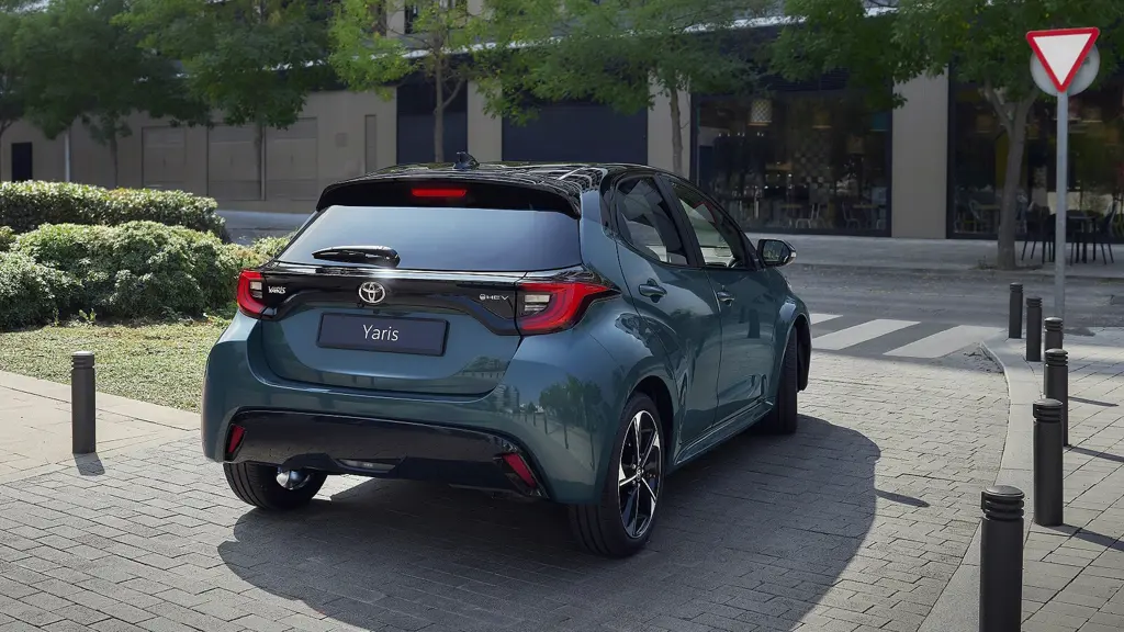 Toyota Yaris 1.5 Hybrid Icon 5dr CVT