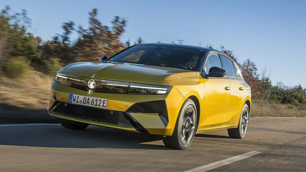 Vauxhall Astra 1.6 Plug-in Hybrid GSe 5dr e-DCT7
