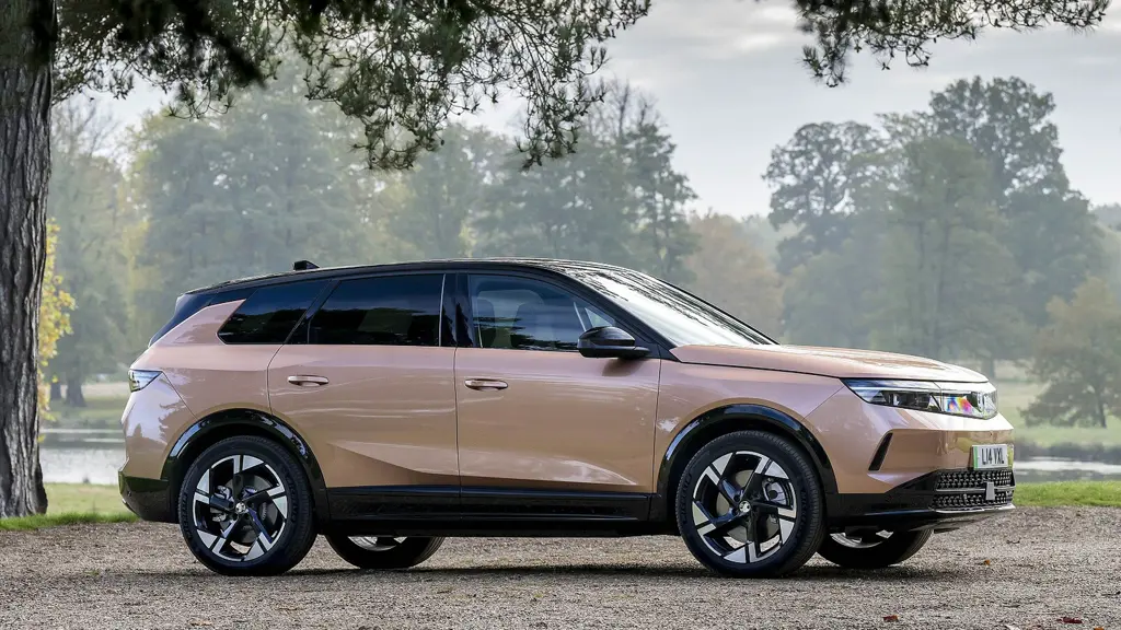 Vauxhall Grandland 157kW Griffin 73kWh 5dr Auto