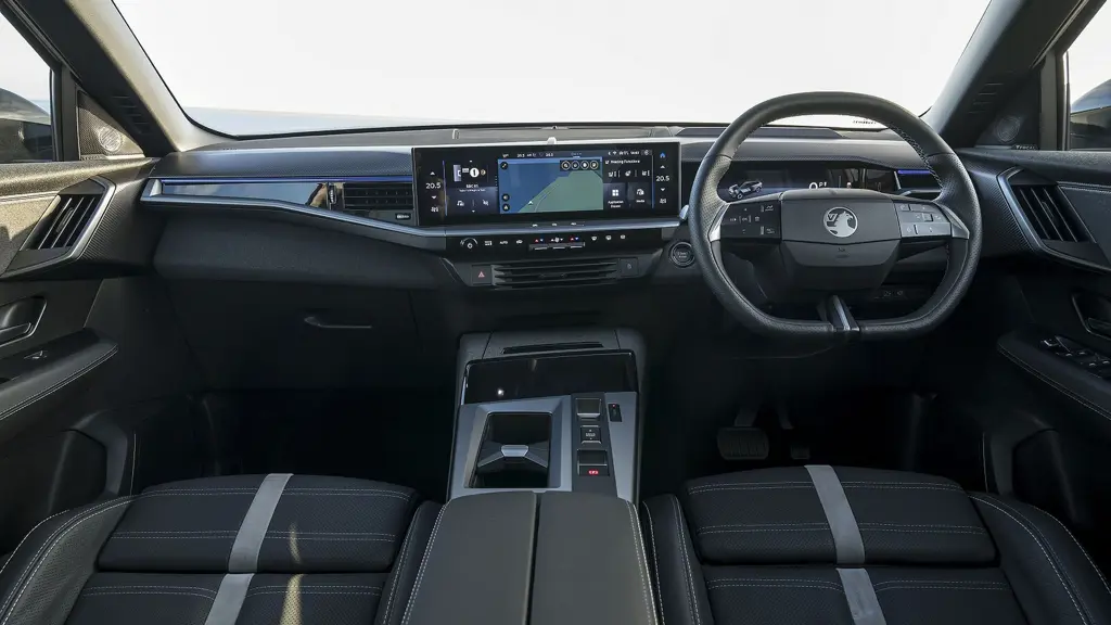 Vauxhall Grandland 157kW Griffin 73kWh 5dr Auto