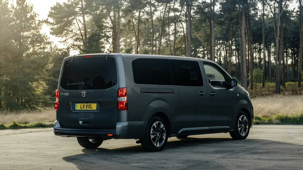 Vauxhall Vivaro Life 100kW Design 75kWh 5dr Auto
