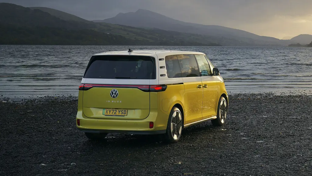 Volkswagen ID. Buzz 210kW Life Pro 79kWh 5dr Auto
