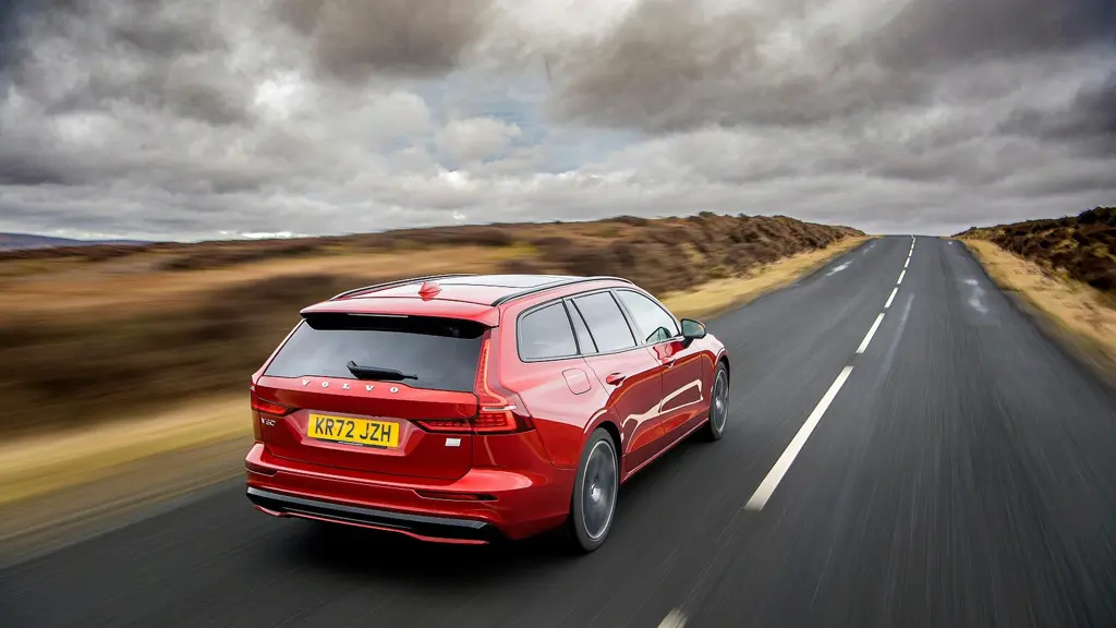Volvo V60 2.0 B4P Plus Dark 5dr Auto 7 speed
