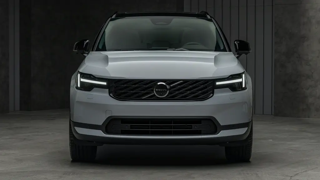 Volvo XC40 2.0 B4P Ultra Dark 5dr Auto
