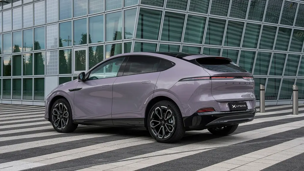 XPENG G6 185kW 68kWh Standard Range RWD 5dr Auto