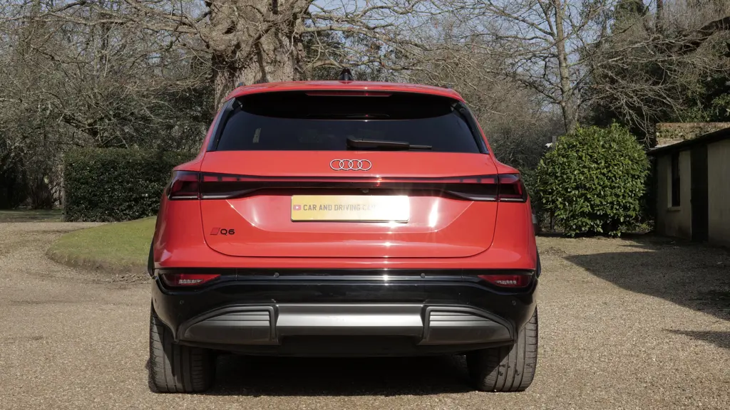 Audi Q6 225kW Performance 100kWh S Line 5dr Auto S+V
