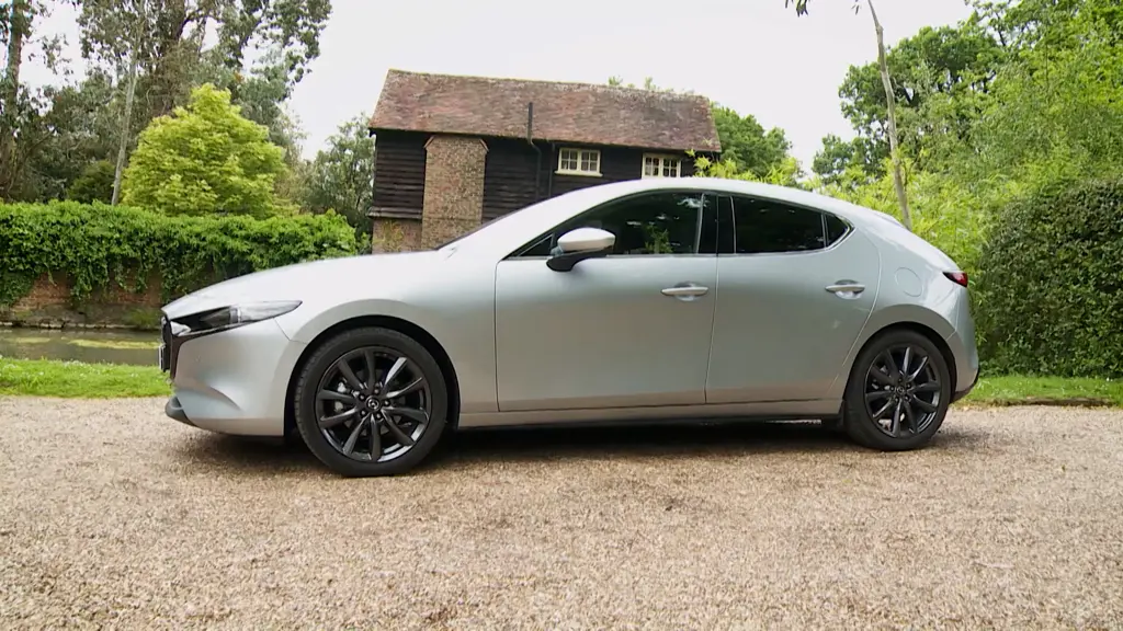 Mazda 3 2.0 e-Skyactiv X MHEV 186 Exclusive-Line 5dr