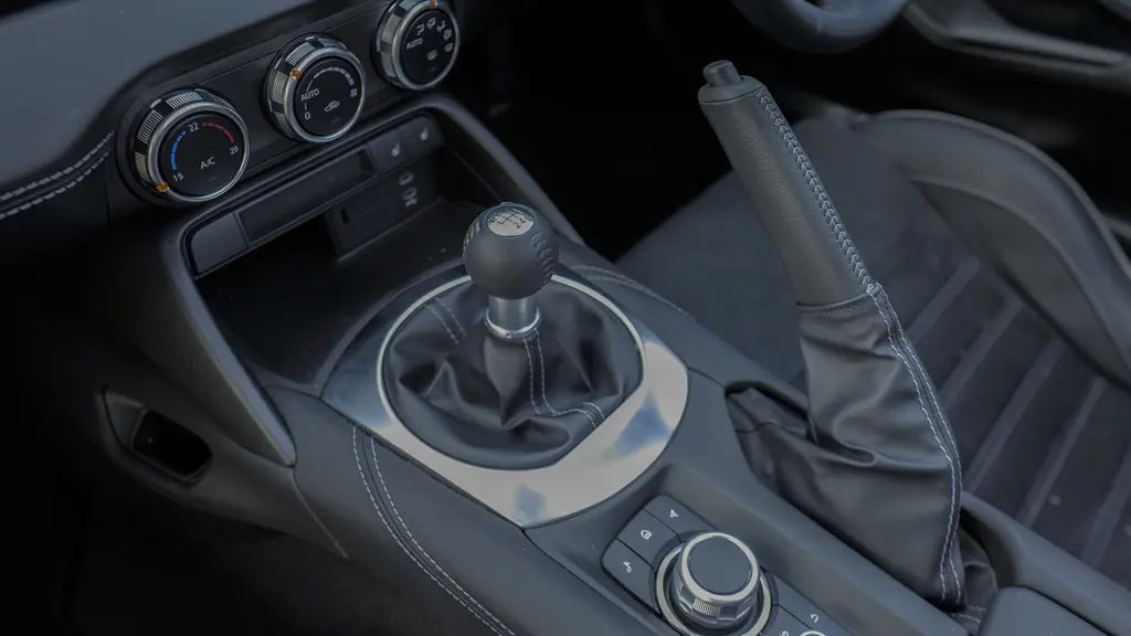 Mazda MX-5 2.0 184 Homura 2dr