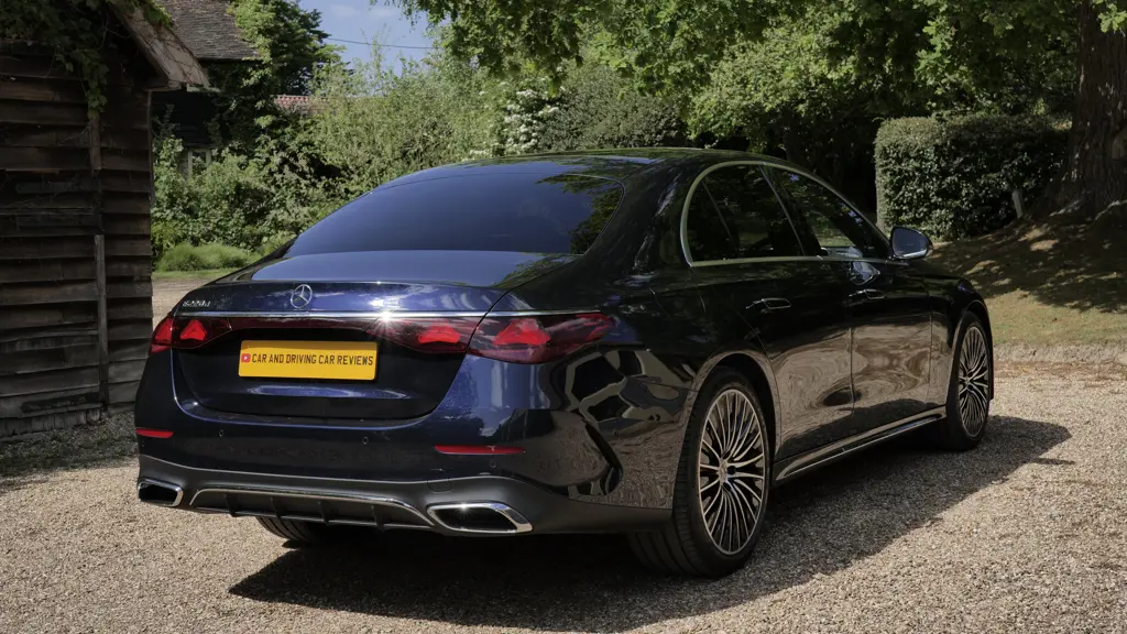 Mercedes-Benz E Class E300e Urban Edition 4dr 9G-Tronic