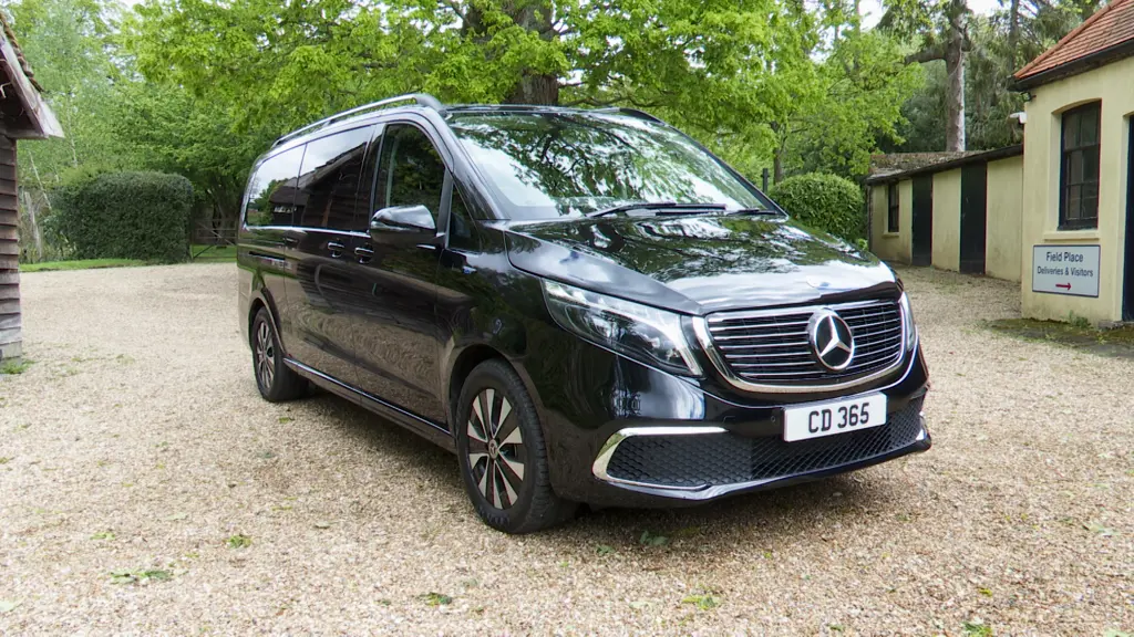 Mercedes-Benz Eqv